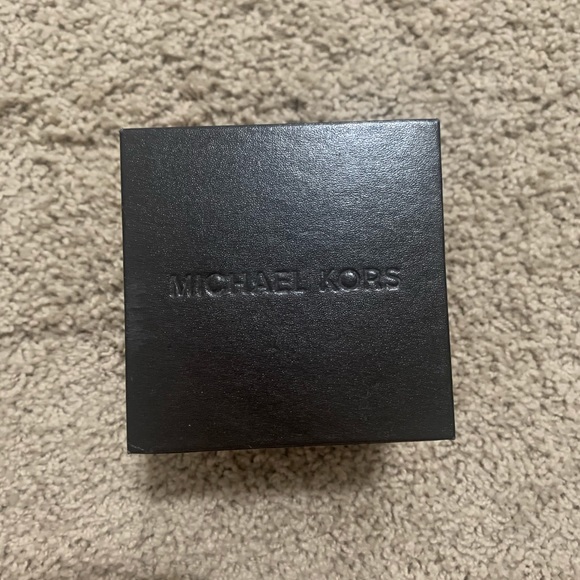 Michael Kors watch - Picture 2 of 6